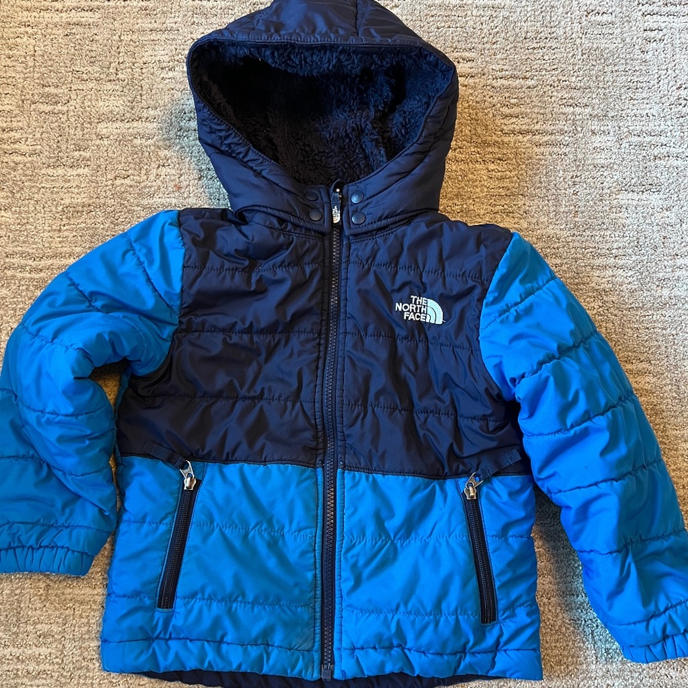 North Face winter jacket - reversible & detachable hood - Picture 1 of 9